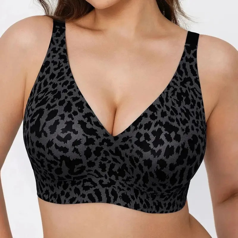 Deep V Seamless Push-Up Bra | Velaure